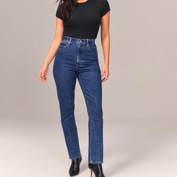 Abercrombie & Fitch The Slim Straight Ultra High Rise NWT Jeans Sz 25 - Picture 1 of 6